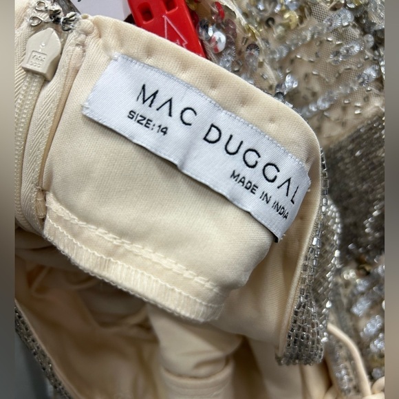 MAC DUGGAL 5687 NWOT Silver Sequined One Shoulder Draped Lace Up Gown - Picture 7 of 7